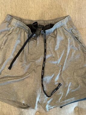 Spyder Men's Light Gray Athletic Shorts with Black Drawstring